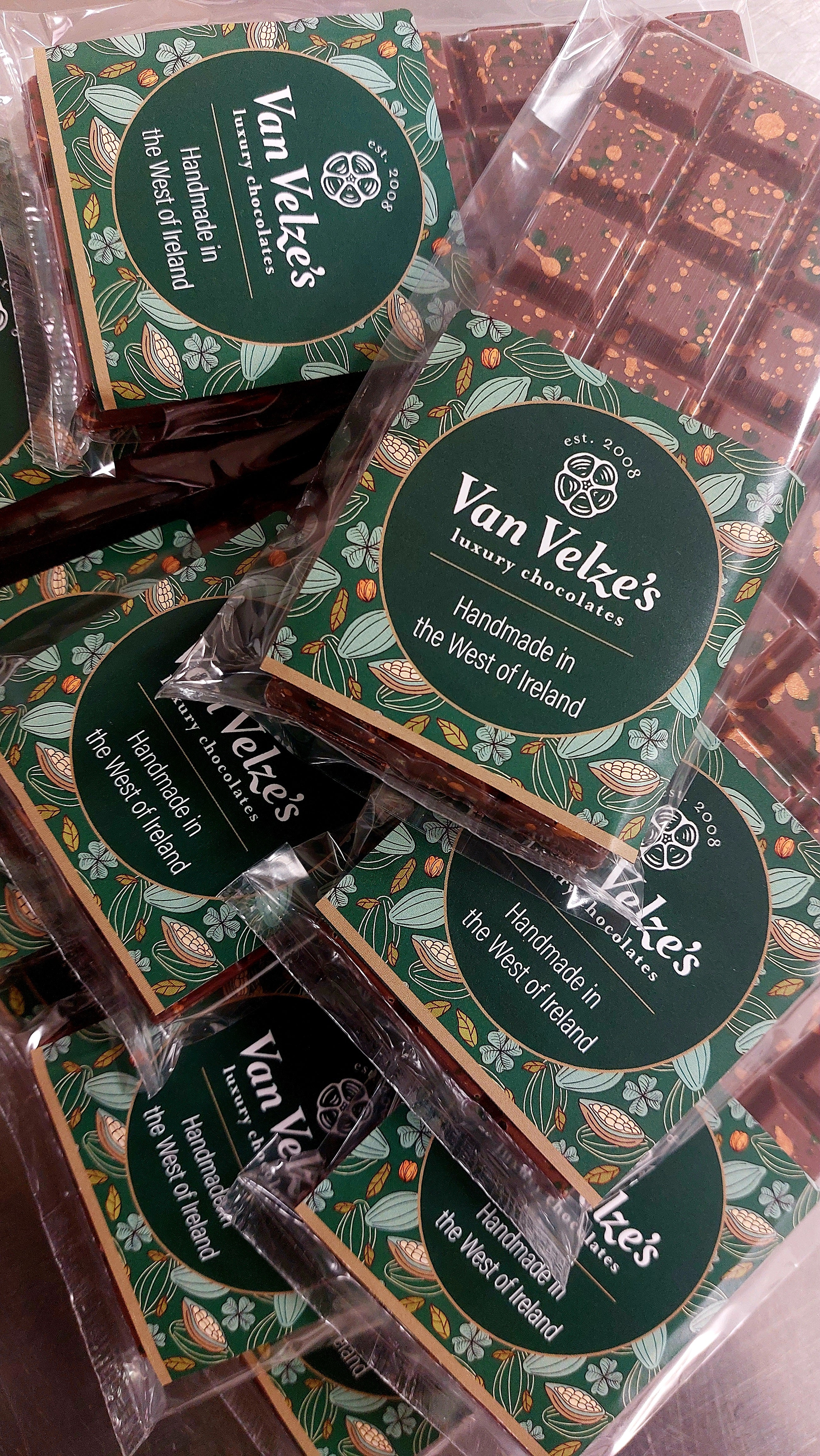 Van Velze's 'Dubai-Style' Chocolate Pistachio Bar